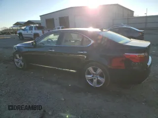 2012 Lexus LS 460 z VIN JTHBL5EF5C5113099, wystawiony jako Copart lot #87305454 z przebiegiem Nie podano mil oraz Szkoda całkowita • Salvage title. Historia ofert i sprzedaży dostępna na DreamBid. Obrazek 2.