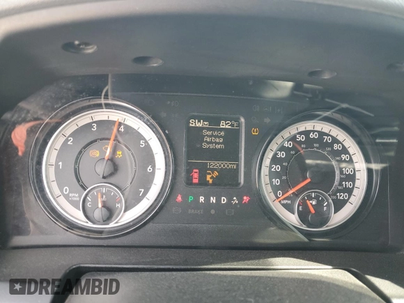 2018 Ram 1500 Express z VIN 1C6RR7KG1JS258072, wystawiony jako Copart lot #53433775 z przebiegiem 122 000 mil mil oraz Szkoda całkowita • Salvage title. Historia ofert i sprzedaży dostępna na DreamBid. Obrazek 9.