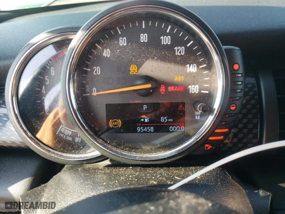 2016 MINI Cooper Hardtop 4 Door S with VIN WMWXU3C51G2D31535, listed as a Copart auction lot 42832355 with 95,458 mi miles and Salvage Title. Bid and sale history available at carsss.com. Image 9.