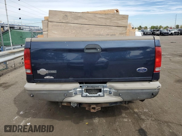 2006 Ford Super Duty F-250 XL with VIN 1FTSW21P16EA12099, listed as a Copart auction lot 64007814 with 210,249 mi miles and Salvage Title. Bid and sale history available at carsss.com. Image 6.