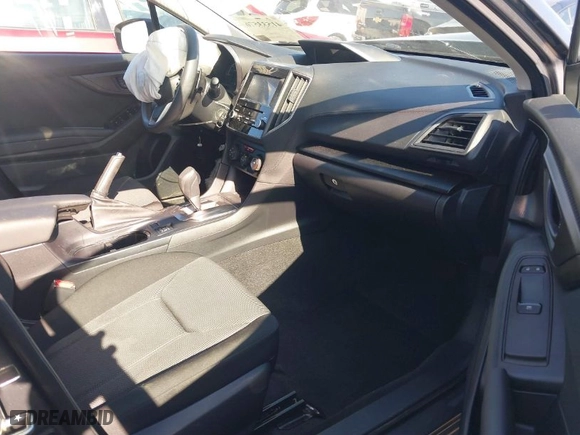 2019 Subaru Impreza Premium with VIN 4S3GTAC6XK3719530, listed as a IAAI auction lot 41533576 with 38,362 mi miles. Bid and sale history available at carsss.com. Image 5.