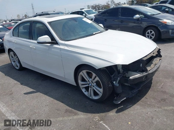 2013 BMW 3 Series 328i with VIN WBA3C1C5XDF437585, listed as a IAAI auction lot 42025388 with 101,963 mi miles. Bid and sale history available at carsss.com. Image 1.