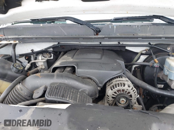 2010 GMC Sierra 1500 SLT z VIN 3GTRKWE35AG157530, wystawiony jako IAAI lot #42200182 z przebiegiem Nie podano mil oraz . Historia ofert i sprzedaży dostępna na DreamBid. Obrazek 10.