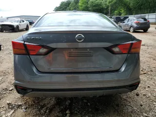 2020 Nissan Altima S with VIN 1N4BL4BV6LC143818, listed as a Copart auction lot 59557395 with 134,860 mi miles and Salvage title. Bid and sale history available at DreamBid. Image 6.