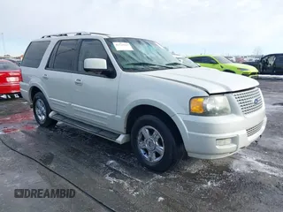 2006 Ford Expedition Limited with VIN 1FMFU19546LA23593, listed as a IAAI auction lot 41225947 with 190,418 mi miles. Bid and sale history available at carsss.com. Image 1.