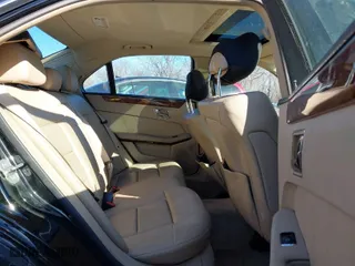 2010 Mercedes-Benz E-Class E 350 Luxury with VIN WDDHF8HB8AA256183, listed as a IAAI auction lot 41668038 with 160,339 mi miles. Bid and sale history available at carsss.com. Image 8.
