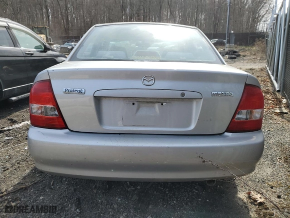2000 Mazda Protege DX with VIN JM1BJ222XY0199683, listed as a Copart auction lot 50010565 with 139,428 mi miles and Salvage Title. Bid and sale history available at carsss.com. Image 6.