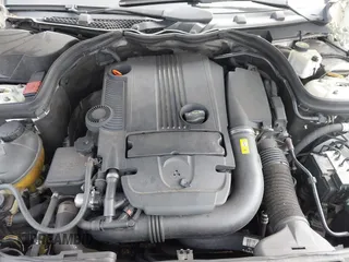 2013 Mercedes-Benz C-Class C 250 Sport with VIN WDDGF4HB8DA776294, listed as a IAAI auction lot 41809513 with 999,999 mi miles. Bid and sale history available at carsss.com. Image 10.