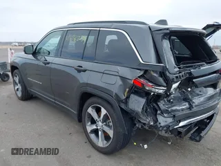 2024 Jeep Grand Cherokee Limited with VIN 1C4RJHBG2RC162673, listed as a IAAI auction lot 41982734 with 10,313 mi miles and . Bid and sale history available at DreamBid. Image 3.