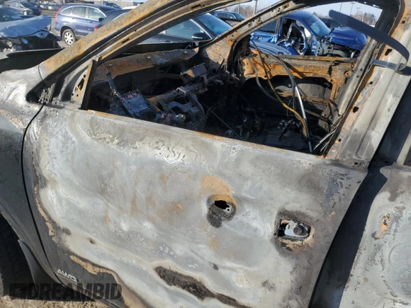 2018 Kia Sorento SX Limited z VIN 5XYPKDA56JG350559, wystawiony jako Copart lot #87264904 z przebiegiem Nie podano mil oraz Nie do naprawy • Non repairable. Historia ofert i sprzedaży dostępna na DreamBid. Obrazek 7.