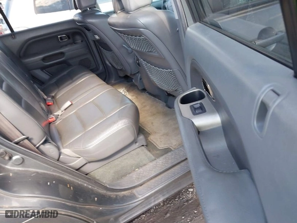 2008 Honda Pilot EX-L with VIN 5FNYF18518B023615, listed as a IAAI auction lot 41886360 with 175,549 mi miles. Bid and sale history available at carsss.com. Image 8.