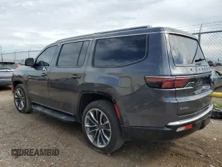 2024 Jeep Wagoneer Series II z VIN 1C4SJUBP3RS110968, wystawiony jako Copart lot #79137544 z przebiegiem 5 590 mil mil oraz Szkoda całkowita • Salvage title. Historia ofert i sprzedaży dostępna na DreamBid. Obrazek 2.