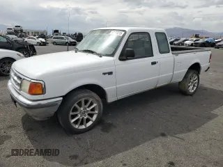 1996 Ford Ranger XL z VIN 1FTCR14A0TPA74350, wystawiony jako Copart lot #53103215 z przebiegiem 174 483 mil mil oraz Czysty tytuł • Clean title. Historia ofert i sprzedaży dostępna na DreamBid. Obrazek 1.