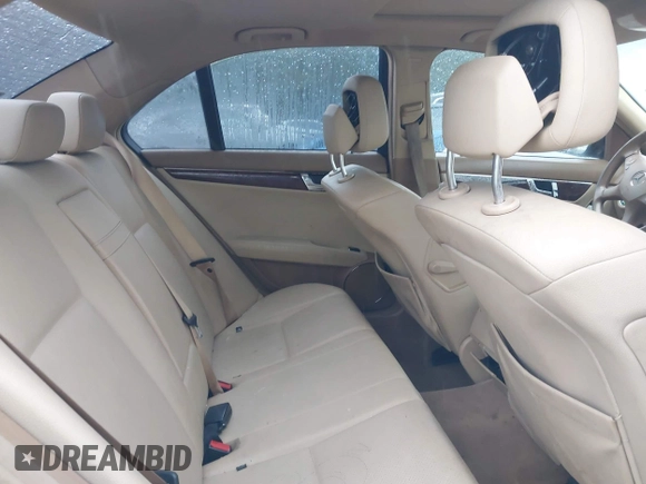 2008 Mercedes-Benz C 300 Sport with VIN WDDGF81X28F072081, listed as a IAAI auction lot 41989962 with 190,301 mi miles and . Bid and sale history available at carsss.com. Image 8.