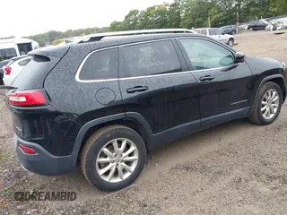 2017 Jeep Cherokee Limited with VIN 1C4PJMDB9HW519538, listed as a IAAI auction lot 40453846 with 113,785 mi miles. Bid and sale history available at carsss.com. Image 4.