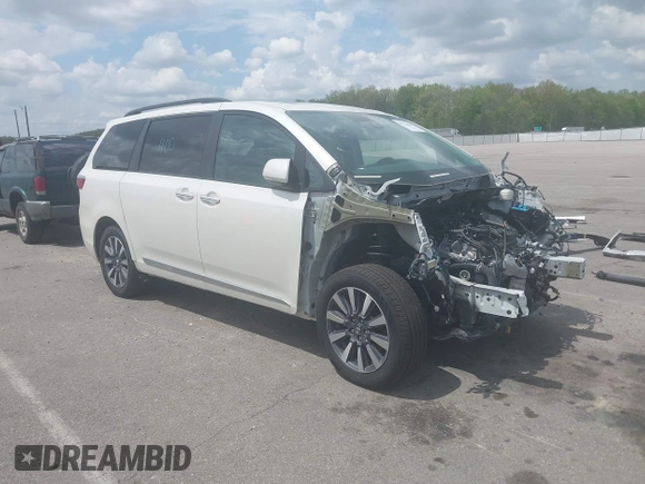 2018 Toyota Sienna XLE с VIN 5TDDZ3DC1JS200008, выставлен на аукционе IAAI как лот 42112804 с пробегом Не указан миль и . История ставок и продаж доступна на DreamBid. Изображение 1.