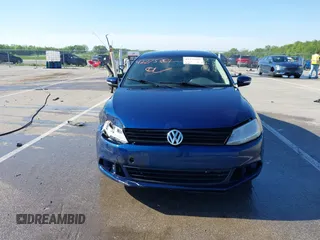 2011 Volkswagen Jetta SE with VIN 3VWDZ7AJ5BM319334, listed as a IAAI auction lot 42275321 with 111,989 mi miles and . Bid and sale history available at DreamBid. Image 12.