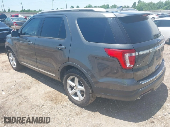2018 Ford Explorer XLT with VIN 1FM5K7D81JGC40820, listed as a IAAI auction lot 42357205 with 95,036 mi miles and . Bid and sale history available at DreamBid. Image 3.