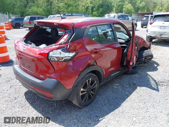 2019 Nissan Kicks SV z VIN 3N1CP5CU2KL493953, wystawiony jako IAAI lot #42142948 z przebiegiem 101 650 mil mil oraz . Historia ofert i sprzedaży dostępna na DreamBid. Obrazek 4.