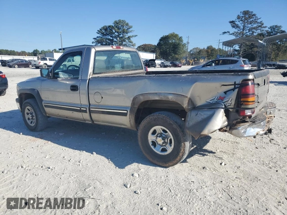 2000 Chevrolet Silverado 1500 with VIN 1GCEK14T2YE307758, listed as a Copart auction lot 76080254 with 296,205 mi miles and Salvage Title. Bid and sale history available at carsss.com. Image 2.