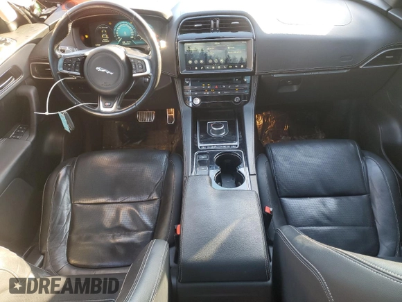 2017 Jaguar F-Pace S with VIN SADCM2BV1HA061406, listed as a Copart auction lot 88401635 with 75,845 mi miles and Salvage Title. Bid and sale history available at DreamBid. Image 8.