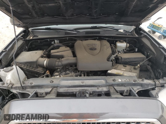 2017 Toyota Tacoma SR5 с VIN 5TFCZ5AN8HX112719, выставлен на аукционе Copart как лот 52535005 с пробегом Не указан миль и На запчасти • Non repairable. История ставок и продаж доступна на DreamBid. Изображение 11.
