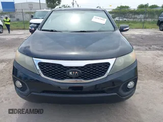 2012 Kia Sorento EX z VIN 5XYKU4A23CG230182, wystawiony jako IAAI lot #42367868 z przebiegiem 224 894 mil mil oraz . Historia ofert i sprzedaży dostępna na DreamBid. Obrazek 6.