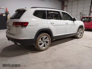 2023 Volkswagen Atlas 3.6L V6 SE w/Technology with VIN 1V2WR2CA2PC530932, listed as a IAAI auction lot 41587113 with 103,292 mi miles. Bid and sale history available at carsss.com. Image 4.
