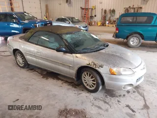 2002 Chrysler Sebring LXi z VIN 1C3EL55RX2N354622, wystawiony jako IAAI lot #42510719 z przebiegiem 147 871 mil mil oraz . Historia ofert i sprzedaży dostępna na DreamBid. Obrazek 1.