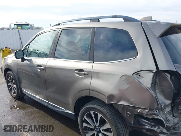2017 Subaru Forester Touring with VIN JF2SJGWC8HH802262, listed as a IAAI auction lot 41681997 with 75,993 mi miles. Bid and sale history available at carsss.com. Image 15.