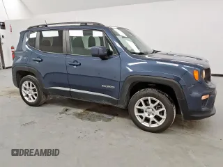 2020 Jeep Renegade Latitude with VIN ZACNJBBB4LPM04590, listed as a Copart auction lot 62933525 with 145,476 mi miles and Clean title. Bid and sale history available at DreamBid. Image 4.