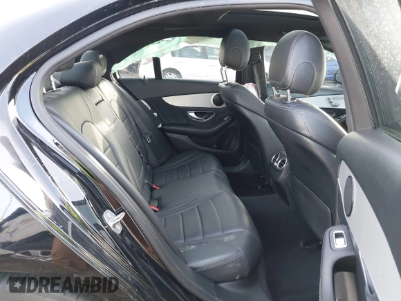 2019 Mercedes-Benz C 300 with VIN 55SWF8EB7KU300557, listed as a IAAI auction lot 41405666 with 72,238 mi miles and . Bid and sale history available at carsss.com. Image 8.