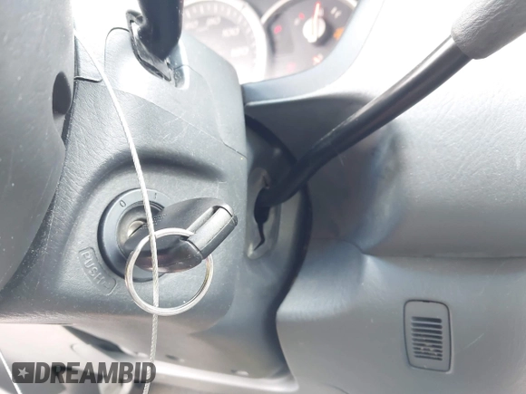 2008 Honda Pilot SE with VIN 5FNYF28338B022776, listed as a IAAI auction lot 42176122 with 180,049 mi miles and . Bid and sale history available at DreamBid. Image 11.
