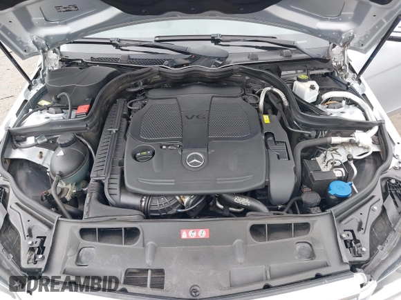 2013 Mercedes-Benz C 300 Sport with VIN WDDGF8AB0DR256335, listed as a IAAI auction lot 42216443 with 58,365 mi miles and . Bid and sale history available at carsss.com. Image 10.