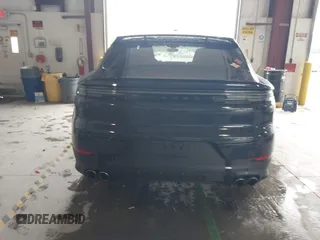 2024 Porsche Cayenne z VIN WP1BA2AY3RDA52863, wystawiony jako IAAI lot #42317622 z przebiegiem Nie podano mil oraz . Historia ofert i sprzedaży dostępna na DreamBid. Obrazek 16.