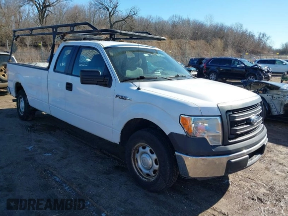 2014 Ford F-150 XL with VIN 1FTFX1CF3EKF27943, listed as a IAAI auction lot 41735025 with 248,005 mi miles. Bid and sale history available at carsss.com. Image 1.