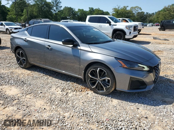 2024 Nissan Altima SR with VIN 1N4BL4CVXRN321211, listed as a Copart auction lot 56959535 with 33,510 mi miles and Salvage title. Bid and sale history available at DreamBid. Image 4.