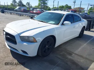 2013 Dodge Charger SE z VIN 2C3CDXBG1DH507807, wystawiony jako IAAI lot #41930944 z przebiegiem 192 425 mil mil oraz . Historia ofert i sprzedaży dostępna na DreamBid. Obrazek 2.