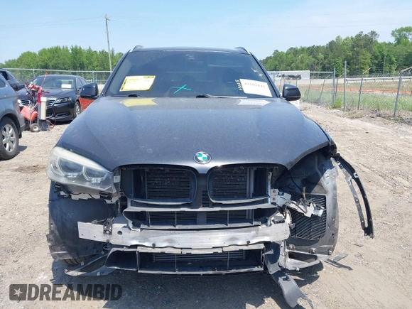 2016 BMW X5 xDrive35i z VIN 5UXKR0C51G0P22771, wystawiony jako IAAI lot #42161841 z przebiegiem 117 272 mil mil oraz . Historia ofert i sprzedaży dostępna na DreamBid. Obrazek 13.