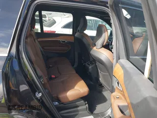2024 Volvo XC90 Plus Bright Theme with VIN YV4062PE2R1218604, listed as a IAAI auction lot 41535490 with 698 mi miles. Bid and sale history available at carsss.com. Image 8.