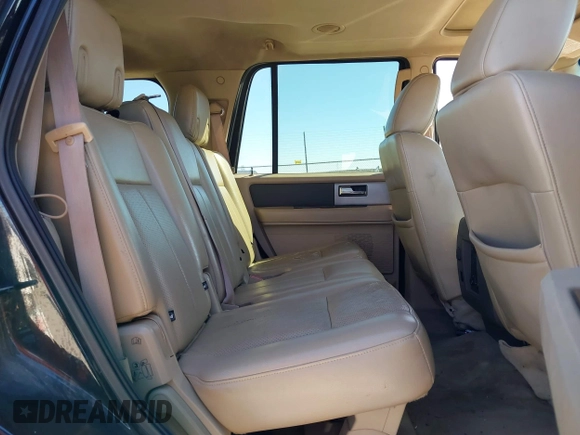 2011 Ford Expedition XLT with VIN 1FMJU1H55BEF25877, listed as a IAAI auction lot 41403624 with 198,558 mi miles and . Bid and sale history available at DreamBid. Image 8.