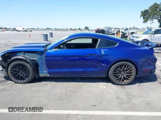 2015 Ford Mustang V6 с VIN 1FA6P8AM4F5348651, выставлен на аукционе IAAI как лот 42572314 с пробегом 86 167 миль миль и . История ставок и продаж доступна на DreamBid. Изображение 15.