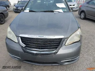 2011 Chrysler 200 Touring with VIN 1C3BC1FB2BN602536, listed as a IAAI auction lot 41858171 with 1 mi miles. Bid and sale history available at carsss.com. Image 6.
