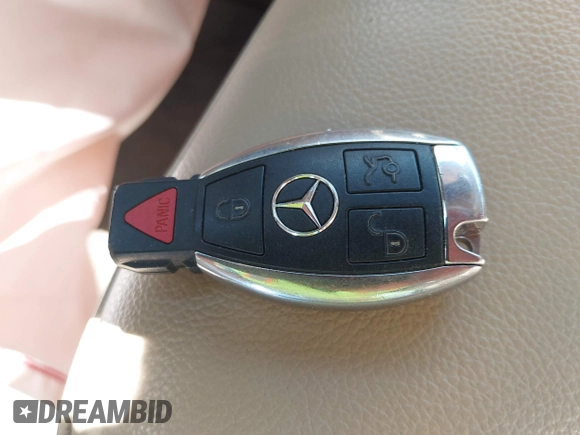 2012 Mercedes-Benz GL-Class GL 450 with VIN 4JGBF7BE7CA766309, listed as a IAAI auction lot 42209335 with 175,470 mi miles. Bid and sale history available at carsss.com. Image 11.