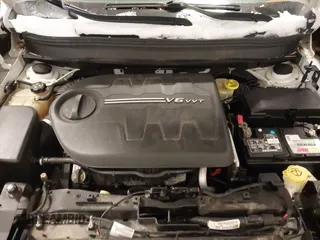 2016 Jeep Cherokee Latitude with VIN 1C4PJMCS5GW219429, listed as a IAAI auction lot 41578760 with 161,964 mi miles and . Bid and sale history available at carsss.com. Image 10.