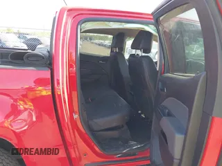 2016 Chevrolet Colorado 4WD Z71 z VIN 1GCPTDE19G1261758, wystawiony jako IAAI lot #42160870 z przebiegiem 98 026 mil mil oraz . Historia ofert i sprzedaży dostępna na DreamBid. Obrazek 8.