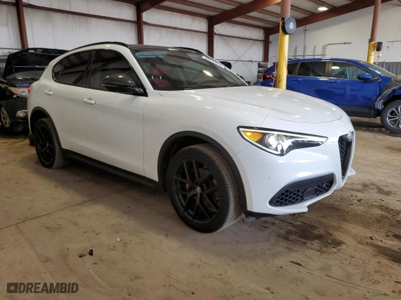 2019 Alfa Romeo Stelvio Ti Sport with VIN ZASPAKBN2K7C43312, listed as a Copart auction lot 49851515 with 66,732 mi miles and Salvage Title. Bid and sale history available at carsss.com. Image 4.