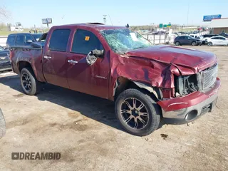 2013 GMC Sierra 1500 Denali z VIN 3GTP2XE20DG349379, wystawiony jako IAAI lot #41959070 z przebiegiem 205 843 mil mil oraz . Historia ofert i sprzedaży dostępna na DreamBid. Obrazek 1.