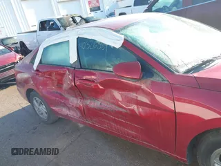 2024 Hyundai Elantra SE with VIN KMHLL4DG1RU744288, listed as a IAAI auction lot 40326384 with 11,656 mi miles and . Bid and sale history available at DreamBid. Image 6.