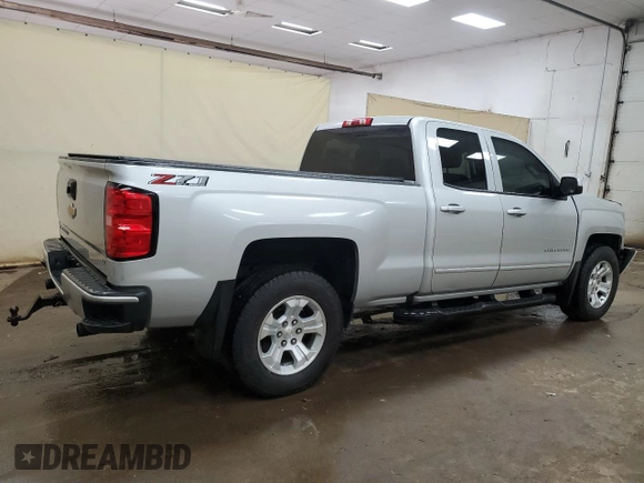 2018 Chevrolet Silverado 1500 LT with VIN 2GCVKRECXJ1106940, listed as a Copart auction lot 52320385 with 101,205 mi miles and Clean Title. Bid and sale history available at DreamBid. Image 3.
